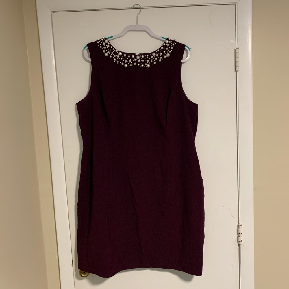Calvin Klein Deep Purple, Pearl cocktail dress. - Picture 1 of 3